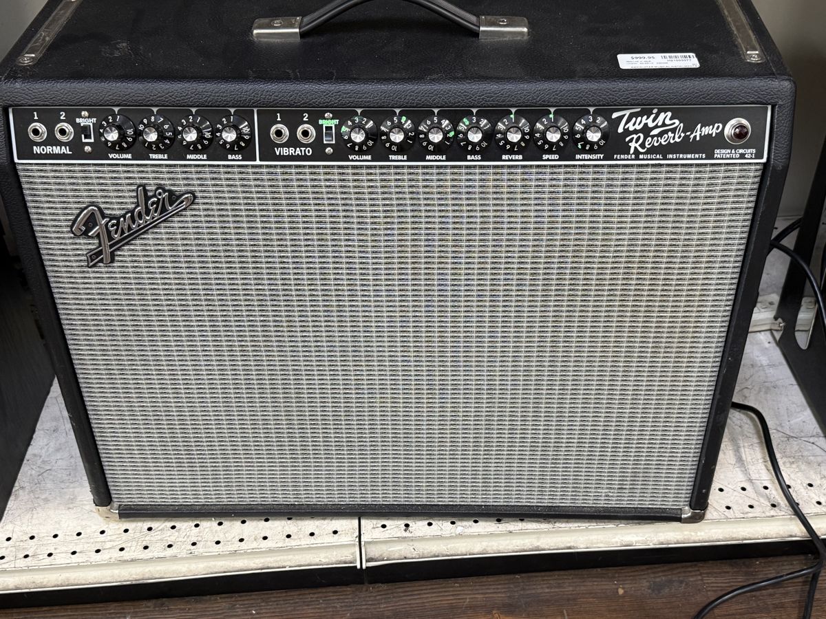 Fender Twin Reverb guitar amp